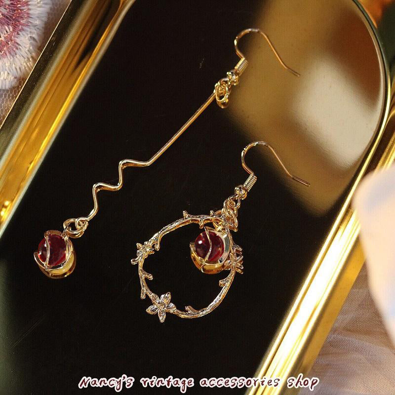 [MISSN series] ★Chinese style earrings★ 2 colors Pair of earrings or pierced earrings Accessories Asymmetrical Cute