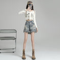 Load image into Gallery viewer, [Flower Series] ★Shorts★ Shorts Pants Denim 2color Easy to match Summer SML Blue Black
