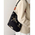 Load image into Gallery viewer, [DAZE & ERPANG series] ★Bag★ Check pattern, floral pattern, cute, date, commuting, OL, office, rectangular, improves temperament
