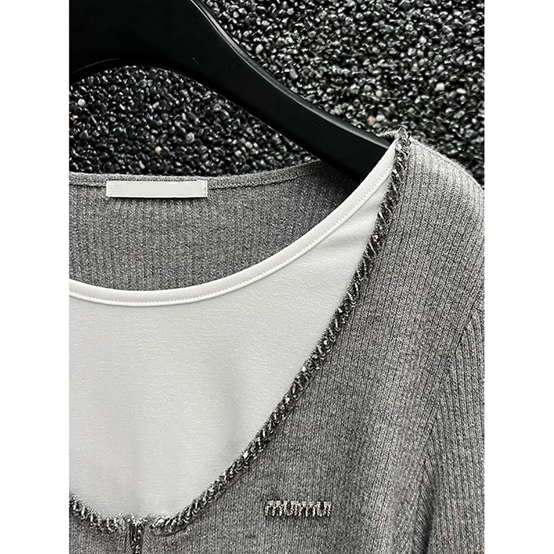 [OHHF Series] ★Tops★ T-shirt Faux Layered V-Neck Gray Gray Improves Temperament Women's