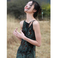 Load image into Gallery viewer, [Daiseiryuu 4 Series] ★Chinese-style dress★ Tie-dyed dress, slimming, Chinese clothing, slit, green
