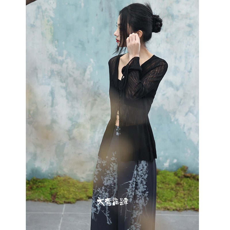 [Daiseiryuu 4 Series] ★Chinese-style top★ V-neck, sheer, long-sleeved shirt, sun protection, Chinese clothing, sexy, black