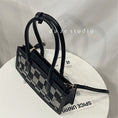 Load image into Gallery viewer, [DAZE & ERPANG series] ★Bag★ Check pattern, floral pattern, cute, date, commuting, OL, office, rectangular, improves temperament
