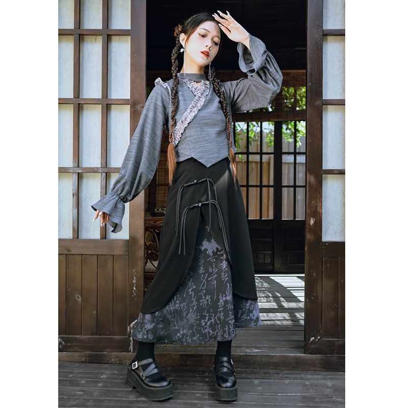 ✿New item! [Old Monster---Vari Series] ★China style top★ T-shirt with off-the-shoulder design Gray Gray