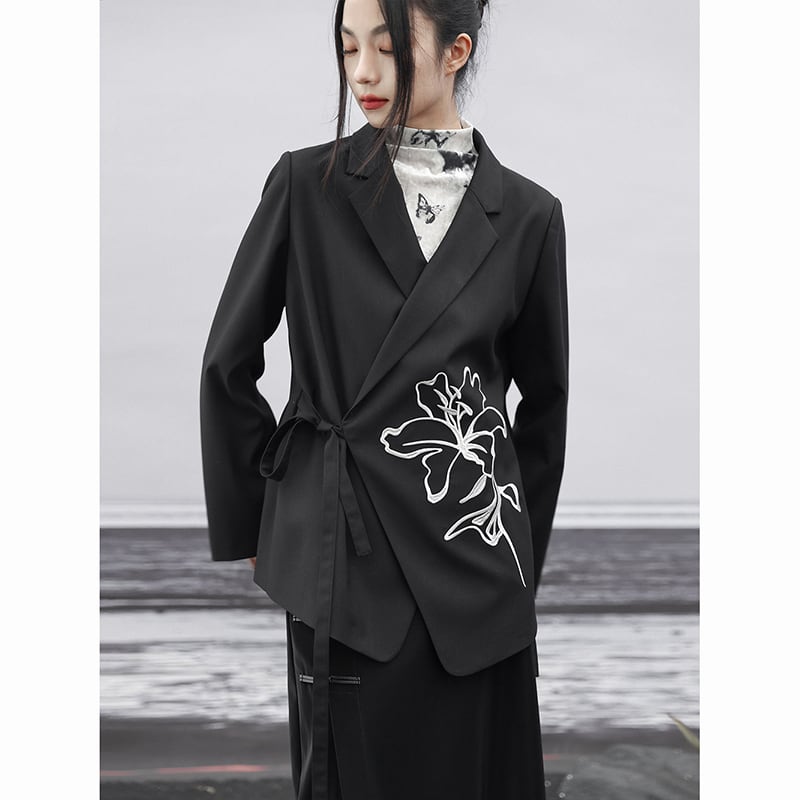 ✿New item! [Big Blue Dragon Series] ★China style outerwear★ Blazer Easy to match Flower embroidery V neck Black Black