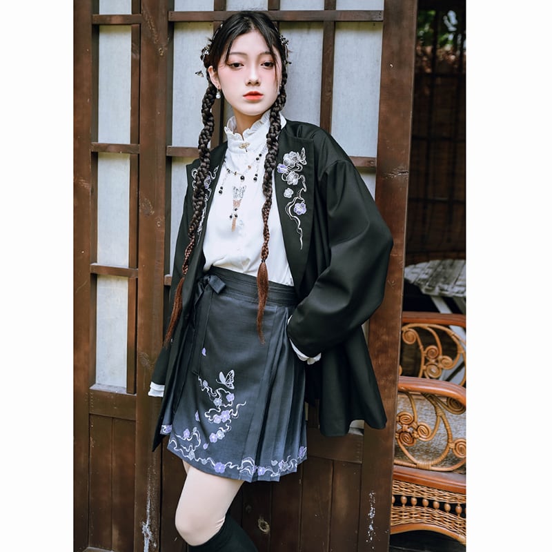 ✿New item! [Kokaisha --- Butterfly Series] ★China style coat★ Blazer outerwear embroidery black black easy to match