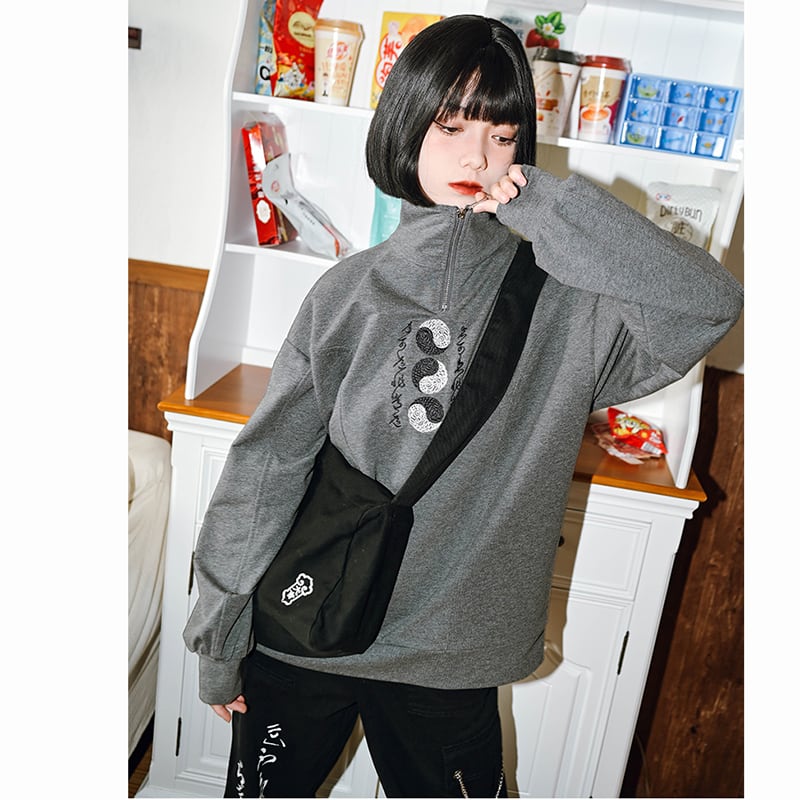 ✿New item! [Kokaisha --- Kenkon Series] ★China style tops★ 2color embroidery sweatshirt original casual gray