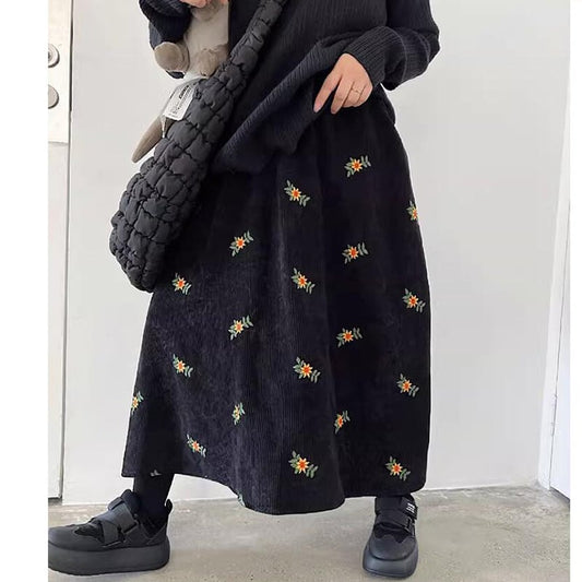 [MUSU Series]★Skirt★ Corduroy bottoms embroidery black black floral pattern skirt easy to match