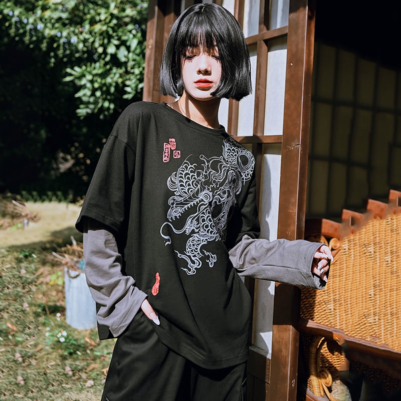 ✿New item! [Old Monster --- Cloudflies Series] ★China style tops★ T-shirt fake layered dragon dragon crest unique