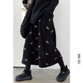 Load image into Gallery viewer, [MUSU Series]★Skirt★ Corduroy bottoms embroidery black black floral pattern skirt easy to match
