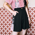 Load image into Gallery viewer, [Kokaisha---Butterfly Gin Series] ★Chinese-style trousers★ Bottoms, shorts, short pants, original, slimming, butterfly, black
