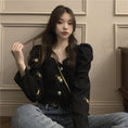 Load image into Gallery viewer, [Left Sister Series]★Shirt★ 2color Embroidery Long Sleeve Shirt Tops Floral Pattern Corduroy Ladies Short Length
