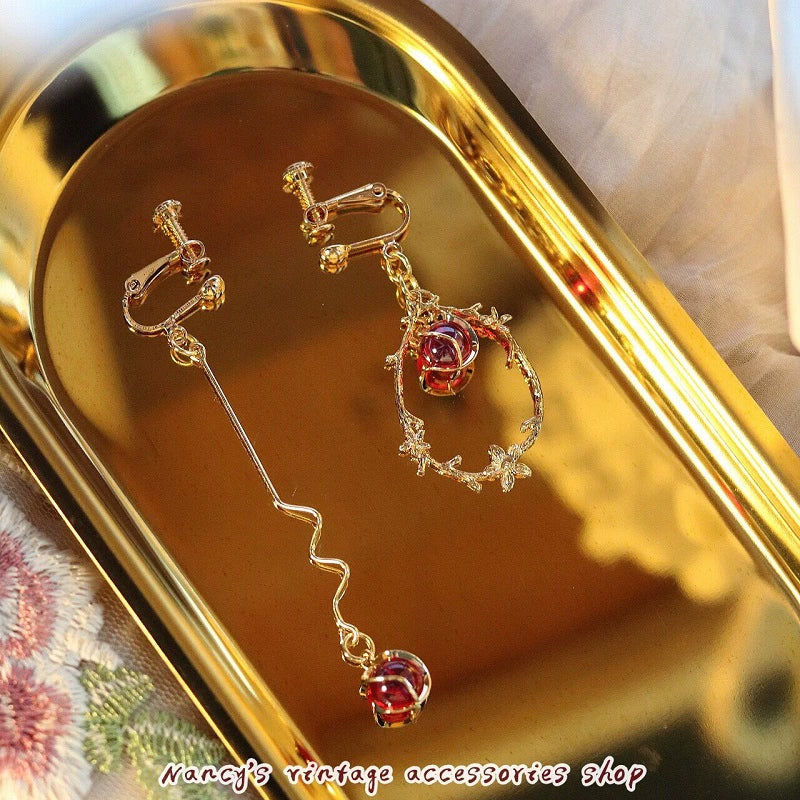 [MISSN series] ★Chinese style earrings★ 2 colors Pair of earrings or pierced earrings Accessories Asymmetrical Cute