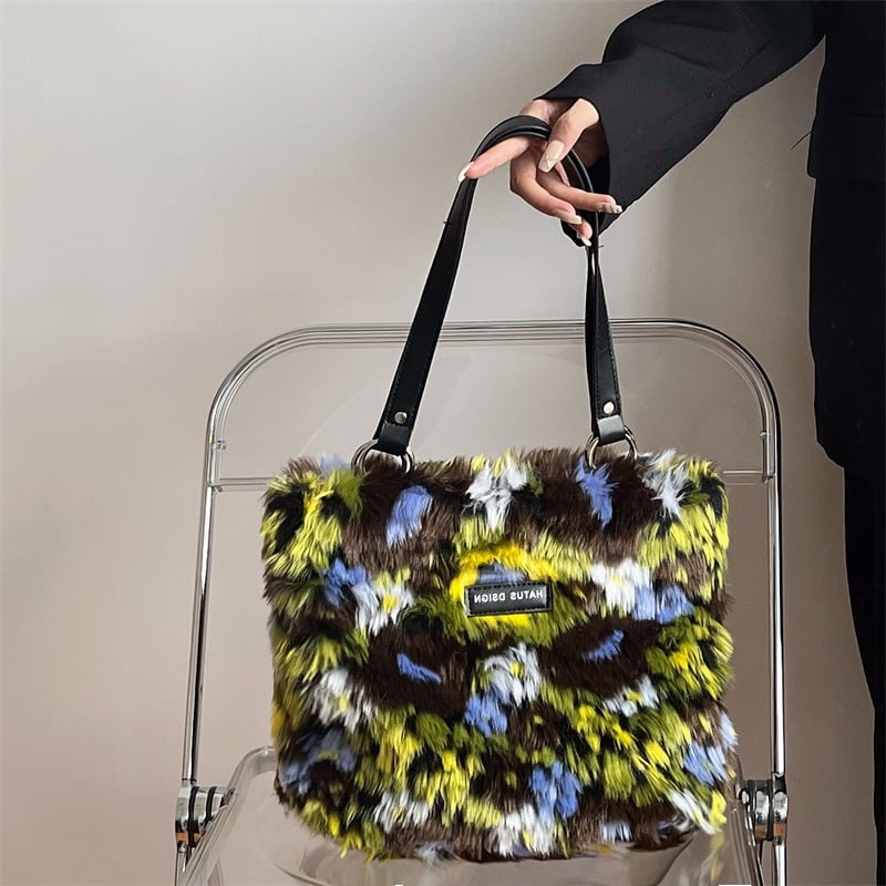 [Masen Series] ★Bag★ Shoulder bag, large capacity, fluffy, for commuting, office lady, date, school, cute, oil painting style, stylish