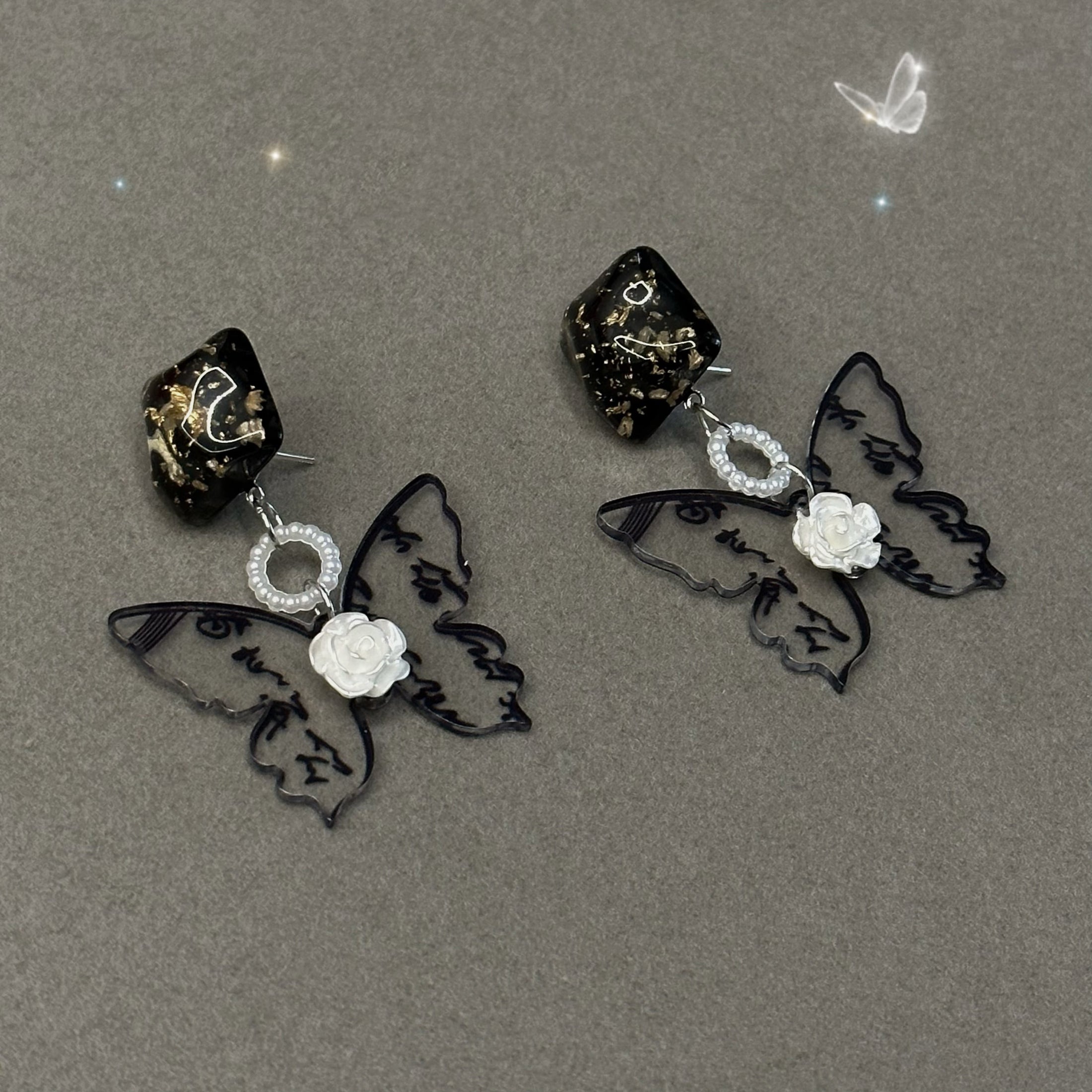 [Ittada Nashi Series]★China style earring★Earrings or earring type accessories ladies butterfly