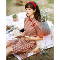 Load image into Gallery viewer, [JIUSI Series] Chinese dress, Chinese-style dress, checkered pattern, slimming, red, for dates and weddings
