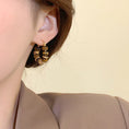 Load image into Gallery viewer, [GULIYA Series] ★Earrings★ 2 types pair accessories ladies retro unique design
