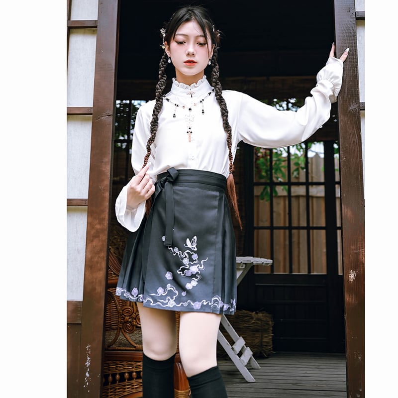 ✿New item! [Ancient monster house --- butterfly series] ★China style skirt★ Maki skirt bottoms short length black black Hanfu skirt