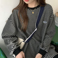 Load image into Gallery viewer, [KEKELI Series] ★Long sleeve shirt★ 2color tops Loose horizontal striped striped pattern Casual Easy to match
