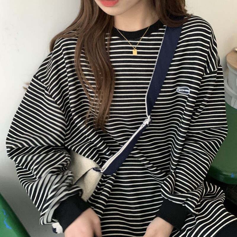 [KEKELI Series] ★Long sleeve shirt★ 2color tops Loose horizontal striped striped pattern Casual Easy to match