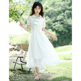 Load image into Gallery viewer, [White Sake Series] ★Chinese style dress★ Retro color scheme Chinese button white White temperament improvement date
