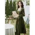 Load image into Gallery viewer, [Kasa Castle Series] ★One Piece★ Velvet Retro Green Green SML XL Party Wedding Date
