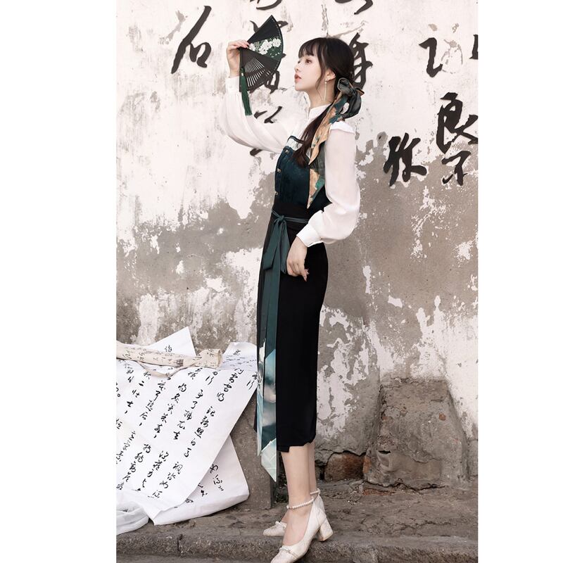 [Kaede bamboo --- one shade of green series] ★Chinese style setup★ 3-piece set Shirt + Vest + Maki skirt Chinese clothes