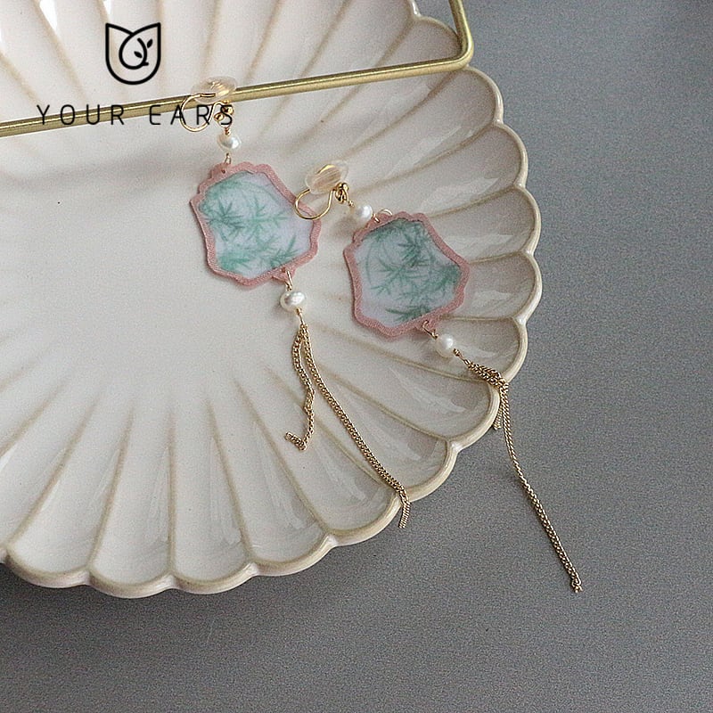 [YOUR EARS Series] ★Chinese style earrings★ Earrings or earrings Small items Fan Accessories Improve your temperament