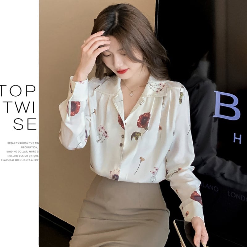 [Kuen Yume Series]★Shirt★ Floral pattern tops Ladies fashion V-neck Improves temperament Chiffon print