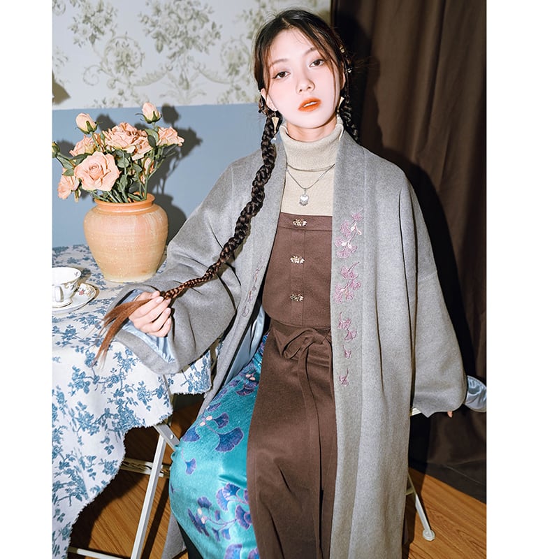 [Kokaisha --- Leaf Series] ★China style coat★ 2color embroidery outerwear long length Hanfu coat black gray