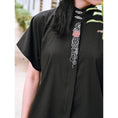 Load image into Gallery viewer, [Ancient monster --- butterfly effect series] ★China style top★ Blazer short sleeve embroidery butterfly short length black black
