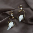 Load image into Gallery viewer, [SUZEE Series] ★Earrings★ 4color White Yellow Pink Blue Earrings or Earrings Pair Animal Bird Bird Cute
