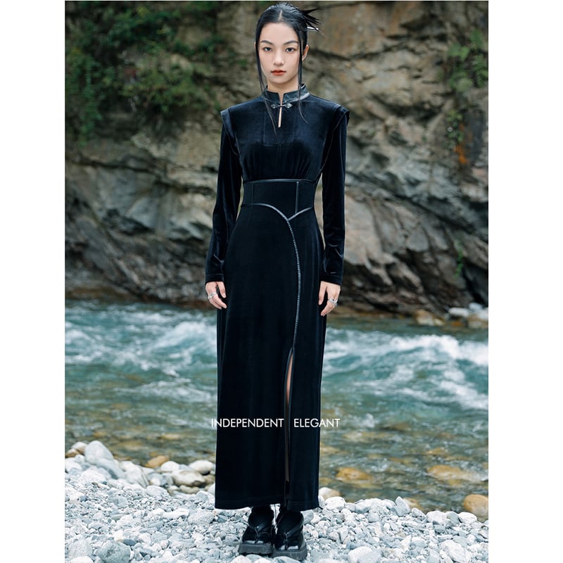 [Da Qinglong Shu Series] ★China-style dress★ Velvet PU switching slimming slit improved cheongsam dress