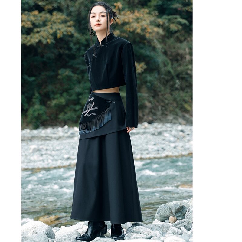 [Big Blue Dragon Series] ★China style skirt★ Bottoms fake layered black black slimming design.