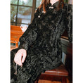 Load image into Gallery viewer, [Kokaisha --- Chichiku Series] ★China style dress★ Velvet thick black black long length
