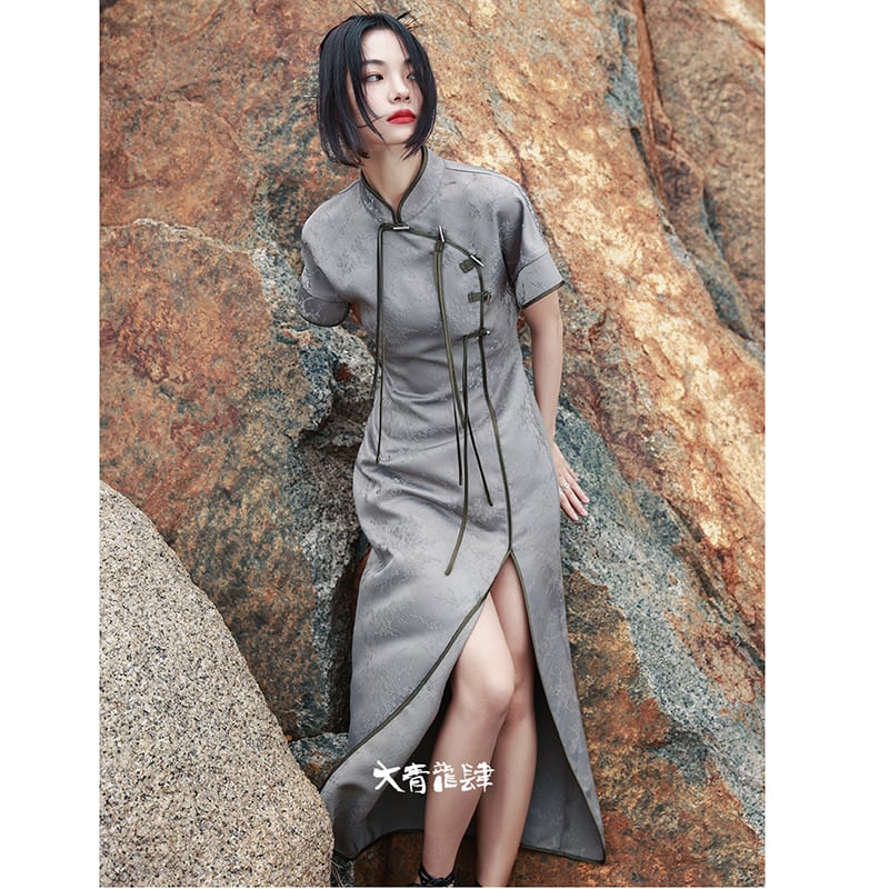 [Da Qinglong Shu Series] ★China style dress★ Improved cheongsam dress Color scheme Improves temperament Long length Silver gray