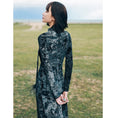 Load image into Gallery viewer, [Da Qinglong Shu Series] ★China style dress★ 2 colors Green or blue Velvet High neck Slim Slimming Feminine
