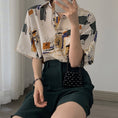 Load image into Gallery viewer, [YOUZI Series]★Retro Shirt★ Tops Printed Short Sleeves Floral Pattern Oil Painting Style Commuting Date Office Lady Office Improves Temperament
