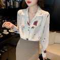 Load image into Gallery viewer, [Kuen Yume Series]★Shirt★ Floral pattern tops Ladies fashion V-neck Improves temperament Chiffon print
