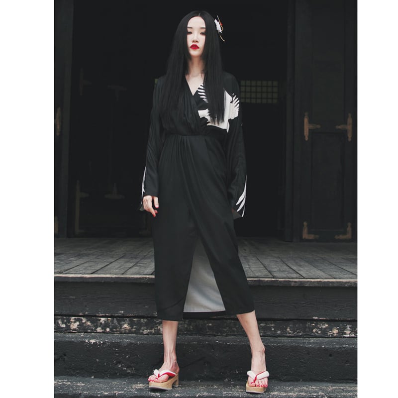 [Red Vintage Series]★Dress★ V-neck dress Slit Crane Crane pattern Japanese style Black Black Event