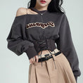 Load image into Gallery viewer, [LAIYUNI Series] ★Tops★ T-shirt, long sleeve, cute, stylish, short length, alphabet
