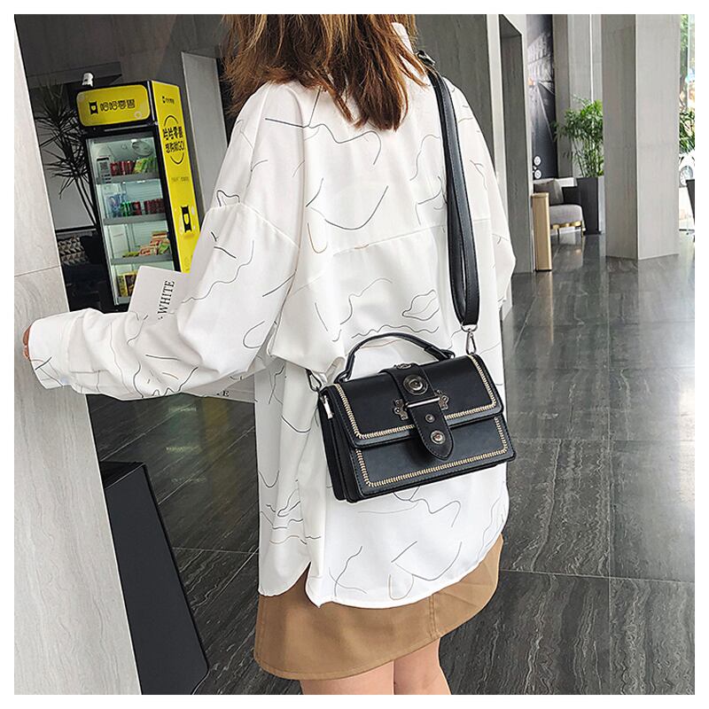 [2060 series]★Shoulder bag★ 4color Green or yellow or black or blue Commuting OL Date Simple Fashion