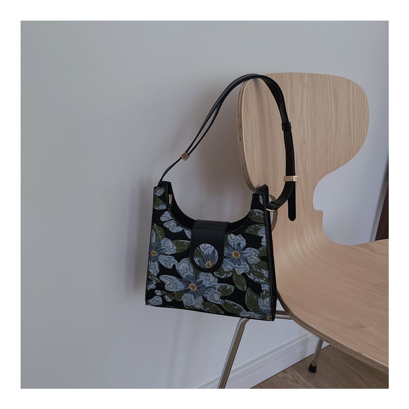 [DAZE &amp; ERPANG series]★Bag★ Oil painting style floral pattern cute date commuting OL office temperament improvement shoulder bag