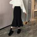 Load image into Gallery viewer, [Kumikumi Series]★Knit Skirt★ 3color Bottoms Slimming Mermaid Skirt Easy to Match Black White Apricot
