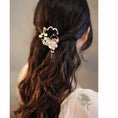 Load image into Gallery viewer, [Ma series] ★China style hair ornament★ Hairpin 1 piece Ladies accessories Lily of the Valley Lily of the Valley Flower Cute
