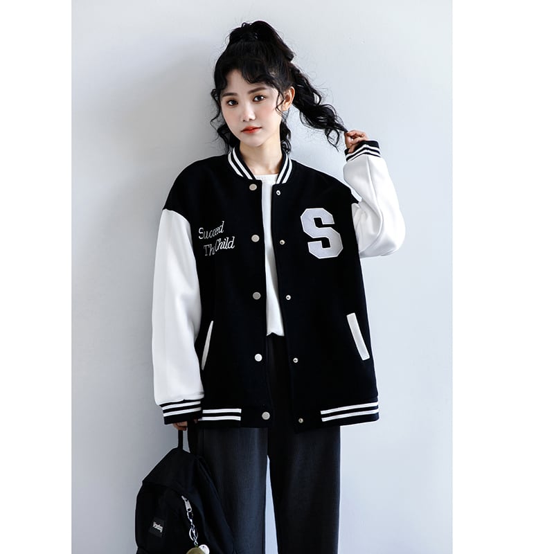 [ZISU0 series] ★Outer★ Stadium jacket fashion ladies black black color scheme alphabet