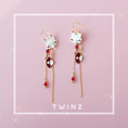 Load image into Gallery viewer, [Dashiro Series] ★Earrings★ Pair Accessories 4 Types Fox Fan Red Gold Cute Long Length 9cm
