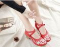 Load image into Gallery viewer, 3colors Embroidered shoes Handmade shoes Chinese shoes Chinese style shoes Ethnic style Retro 35 36 37 38 39 40 41 Beige Red Black High heels 5cm
