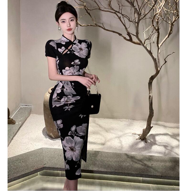 [NANA Series] ★China-style dress★ Improved cheongsam dress, sexy, floral pattern, slit, short sleeves, slimming fit