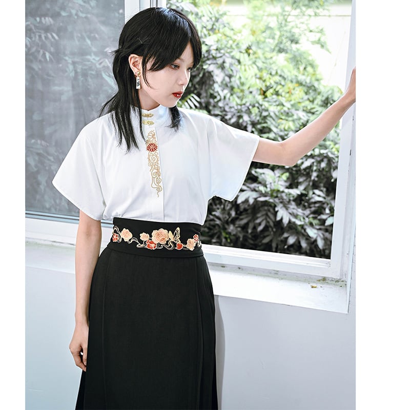 [Ancient monster --- butterfly effect series] ★China style top★ Blazer short sleeve embroidery butterfly short length black black